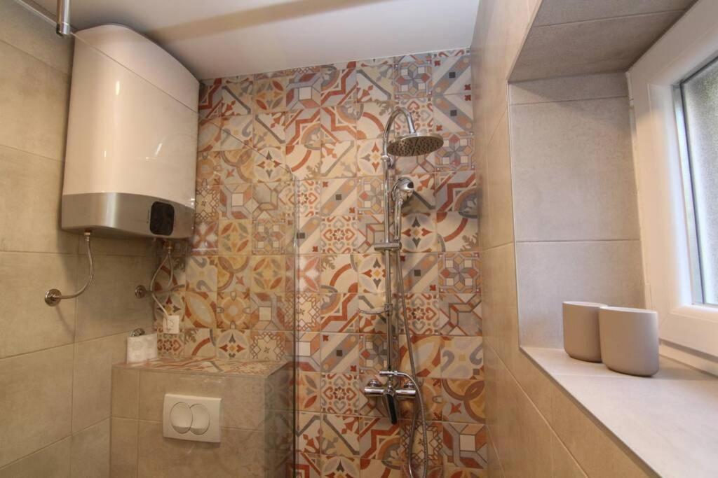רייקה Fast Friend - Cozy Apartment In The Center With Private Garage מראה חיצוני תמונה